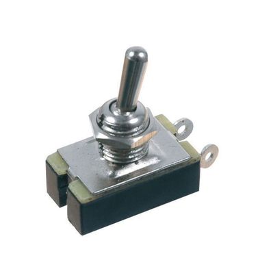 Keinukytkin 3 pistokkeen virtapaneeliin