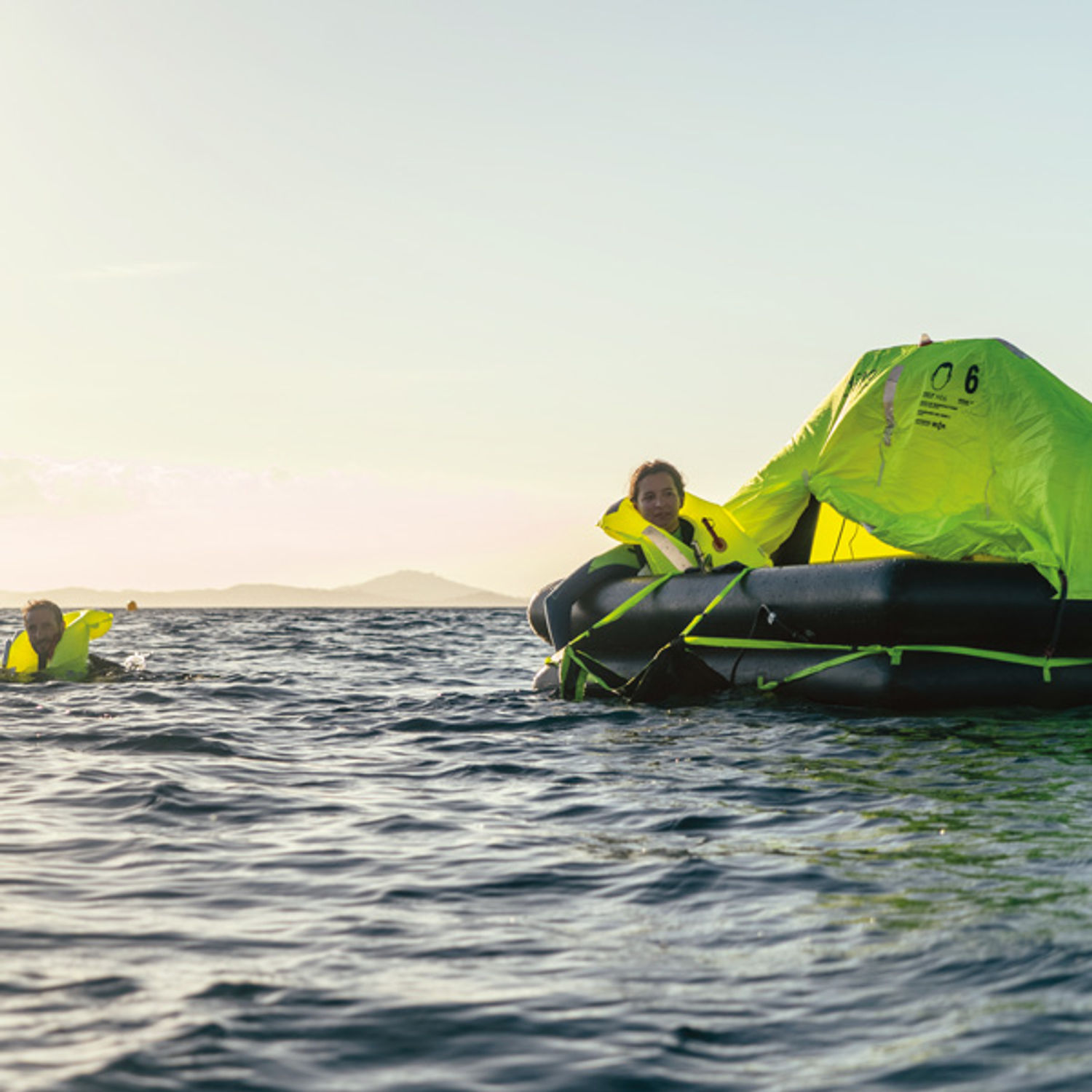 Hero redningsflåte ISO9650-1 OFFSHORE 4 personer i bag